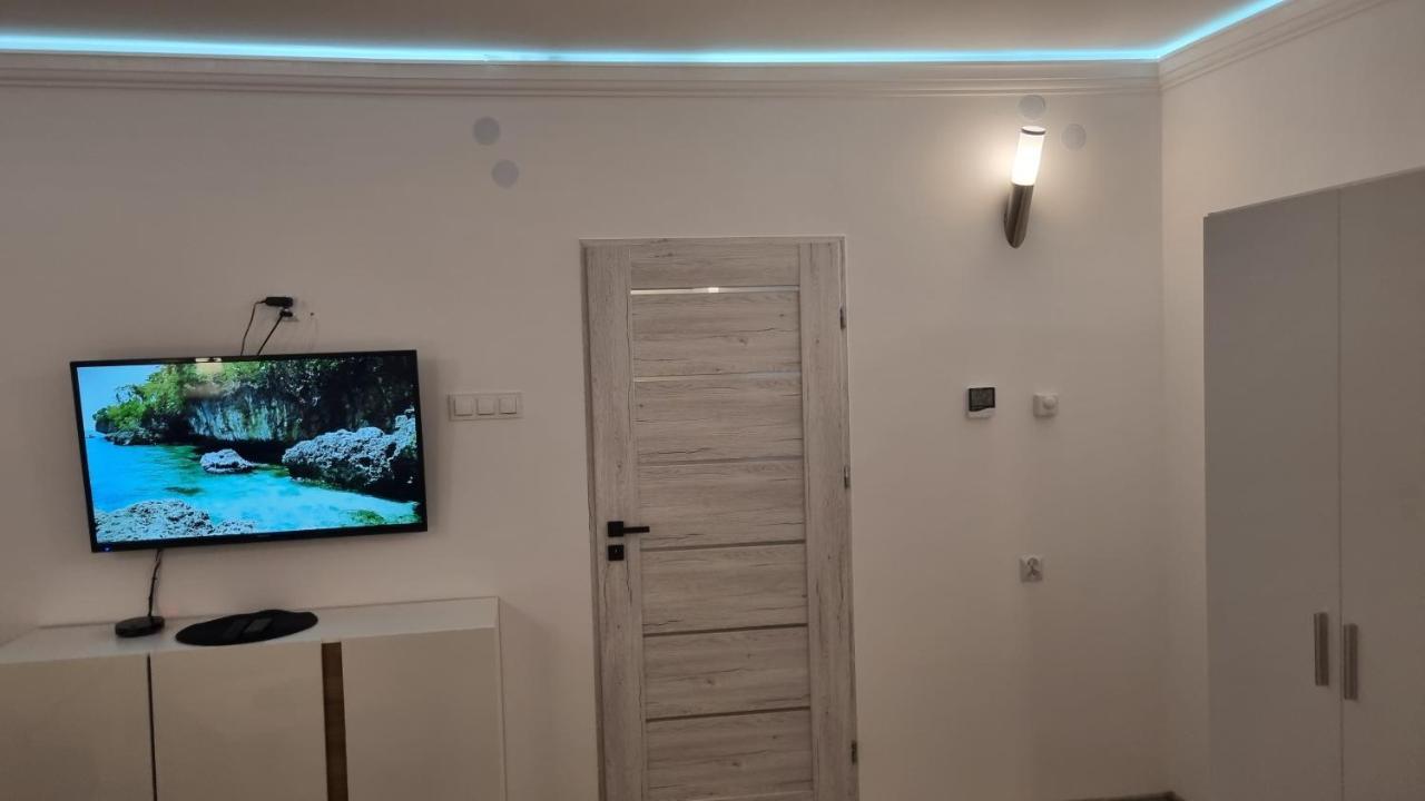 Apartamento Etna 3. Mały domek z Parkingiem . Rzeszów Morgowa. Exterior foto